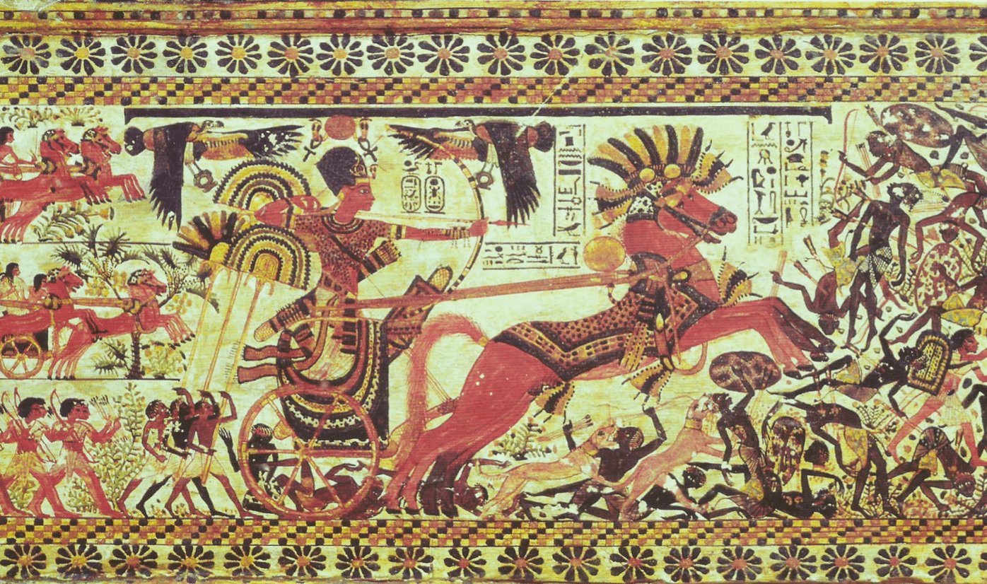 O rei egípcio Tutankamon (1336-1327) em seu carro de guerra. Pintura de um baú encontrado na tumba de Tutankamon.